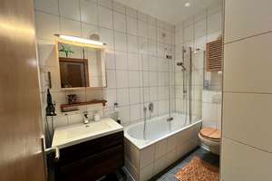 Ruhig gelegene 3-Zimmer-Wohnung (75 m²) mit grossem Garten im beliebten Agnesviertel – Wörthstraße 13, 50668 Neustadt/Nord, Köln – Vorschaubild 16