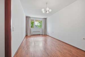 Lieblingsplatz im Auenviertel: Charmante 2-Zimmer-Wohnung mit sonniger Loggia – Die vollständige Adresse der Immobilie erhältst du vom Anbieter., 50996 Rodenkirchen (Ortsteil), Köln – Vorschaubild 9