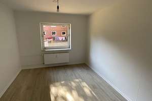 2 Zimmer Wohnung im Erdgeschoss. – Hultschiner Str. 27, 24146 Elmschenhagen, Kiel – Vorschaubild 2