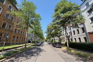 2 Zimmer • Schloßchemnitz • Eigentumswohnung • zum Kauf • vermietet • mit Balkon • Aufzug • kaufen! – Die vollständige Adresse der Immobilie erhältst du vom Anbieter., 9113 Schloßchemnitz, Chemnitz – Vorschaubild 3