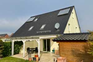 Junge Doppelhaushälfte mit Garten, Garage und Extras / nahe Reinfeld – Stormarn (Kreis) – Vorschaubild 2