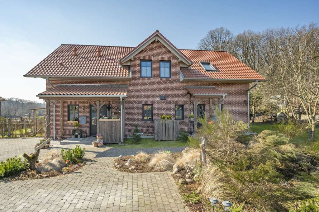 Immobilie in Rehlingen - Energieeffizientes Paradies mit Aussicht - Bild 1