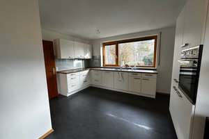 Am Ende der Straße steht ein Haus am See! Exklusives Einfamilienhaus mit Seeblick in Lautrach – Die vollständige Adresse der Immobilie erhältst du vom Anbieter., 87763 Lautrach – Vorschaubild 4