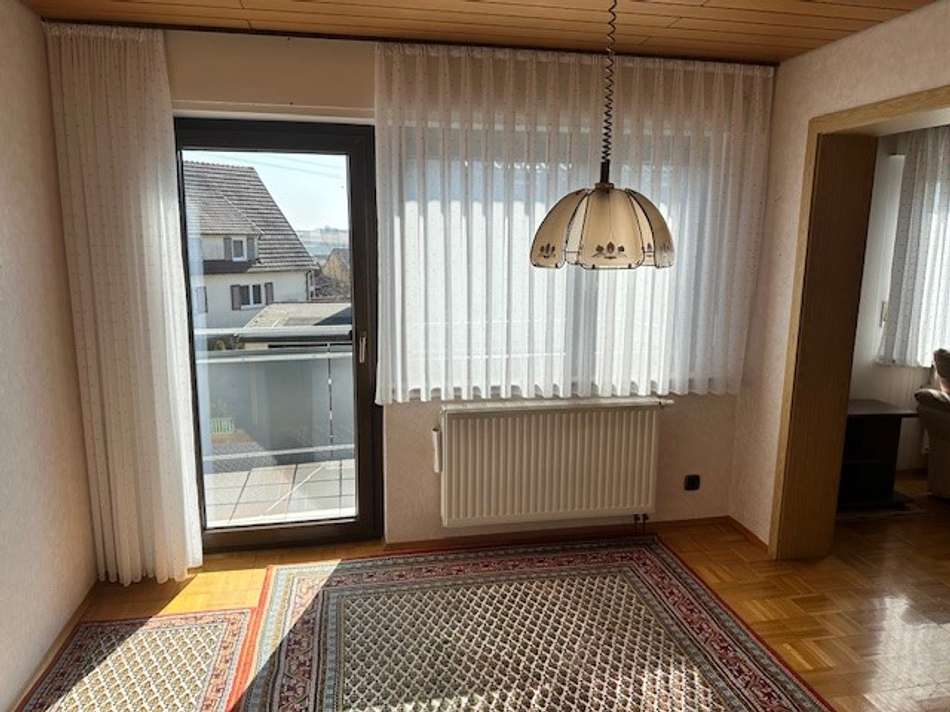 Esszimmer EG mit Balkonzugang 