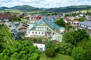 Beindruckendes und großzügiges Landhaus mit zweitem Wohnhaus in Feldrandlage von Battenberg-Dodenau! – Die vollständige Adresse der Immobilie erhältst du vom Anbieter., 35088 Battenberg (Eder) – Vorschaubild 3