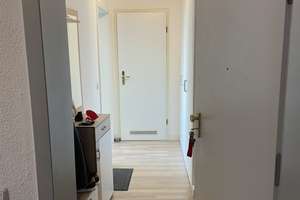 Sehr gut geschnittene 1 Zimmer Wohnung mit Küche, Aufzug und TG-Stellplatz ab 1.5.26 verfügbar – Altendorfer Straße 32, 9113 Schloßchemnitz, Chemnitz – Vorschaubild 2