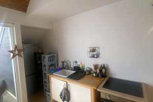 Einmalige Maisonette-Wohnung mit wunderschönem Balkon  – Die vollständige Adresse der Immobilie erhältst du vom Anbieter., 40227 Oberbilk, Düsseldorf – Vorschaubild 3