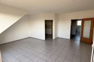 Dachgeschosswohnung mit wenig Schrägen, zentral gelegen – Teutoburger Straße  161, 46119 Klosterhardt-Süd, Oberhausen – Vorschaubild 4