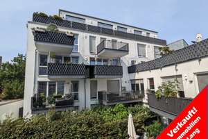 VERKAUFT! 4,5-Zi.-Whg. mit Einbaukü., 2 Balkonen, ca. 22 m² Dachterr. u. 2 Bädern  Altstadtrand... – Die vollständige Adresse der Immobilie erhältst du vom Anbieter., 93055 Ostenviertel, Regensburg – Vorschaubild 1