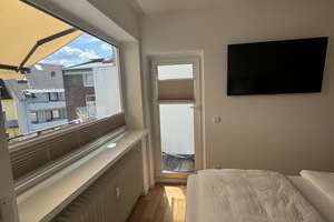 Vollmöblierte, moderne und helle  2-Zi.-Wohnung im 4. OG in Düsseldorf-Pempelfort – Collenbachstraße 17, 40476 Pempelfort, Düsseldorf – Vorschaubild 14