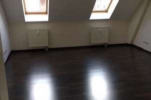 Gut-geschnittene 3-Raum-DG-Maisonette-Wohnung  – Römerstraße 6, 8056 Mitte-Nord, Zwickau – Vorschaubild 1