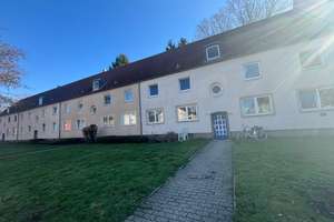 Frisch renovierte 3-Zimmer-Erdgeschosswohnung in gepflegtem Mehrfamilienhaus – Breslauer Strasse 28, 38239 Thiede, Salzgitter – Vorschaubild 1