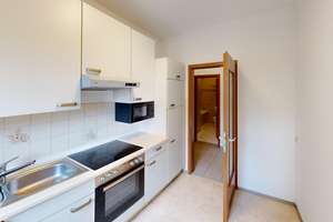 Attraktive 2,5-Zimmer-Erdgeschosswohnung mit Balkon und EBK in Nürnberg – Lotharstraße 10, 90431 Höfen, Nürnberg – Vorschaubild 7