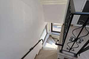 Geräumige und helle Altbauwohnung mit Dachterrasse in bester Karlsfelder Lage – Blumenstraße 34, 85757 Karlsfeld – Vorschaubild 27