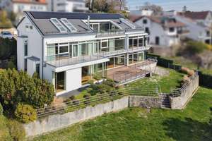 Luxus trifft Lage: Ein Anwesen der besonderen Art – Die vollständige Adresse der Immobilie erhältst du vom Anbieter., 71229 Leonberg – Vorschaubild 1