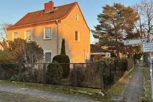 Modernisiertes 6-Zimmer Mehrgenerationshaus in Köpenick – Die vollständige Adresse der Immobilie erhältst du vom Anbieter., 12555 Köpenick, Berlin – Vorschaubild 1