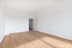 Stellplatz geschenkt! 5.OG mit Weitblick - frisch sanierte 3-Zimmerwohnung in Wilmersdorf! – Die vollständige Adresse der Immobilie erhältst du vom Anbieter., 10717 Wilmersdorf, Berlin – Vorschaubild 4