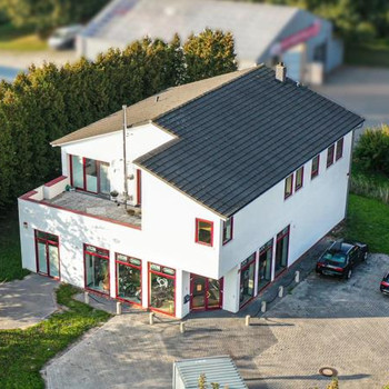 Attraktives Wohn- und Geschäftshaus in exponierter Gewerbelage