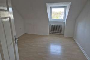 2-Zimmer Dachgeschosswohnung in Bochum-Altenbochum – Wittener Straße 156, 44803 Altenbochum, Bochum – Vorschaubild 2