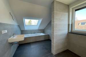 *Provisionsfrei* Kernsanierte Doppelhaushälfte mit großem Garten und Garage – Münchner Str. 19b, 82178 Puchheim – Vorschaubild 36