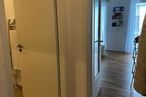Helle neue möblierte 1-Zimmer Wohnung mit Balkon im 3. OG in Obersendling – Die vollständige Adresse der Immobilie erhältst du vom Anbieter., 81369 Untersendling, München – Vorschaubild 1