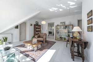 Außergewöhnliches Architektenhaus in Feldrandlage – Die vollständige Adresse der Immobilie erhältst du vom Anbieter., 65510 Hünstetten – Vorschaubild 20