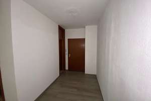 Gepflegte 2-Zimmer-Erdgeschosswohnung mit Balkon & Stellplatz in zentraler Lage von Nürnberg – Schloßstraße 10, 90478 Ludwigsfeld, Nürnberg – Vorschaubild 5