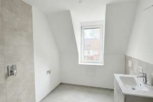 Besonderes Wohngefühl: 2-Zimmer-Wohnung mit Galerie und Dachterrasse – Erstbezug nach Sanierung – Karl-Arnold-Straße 1, 65199 Dotzheim, Wiesbaden – Vorschaubild 6