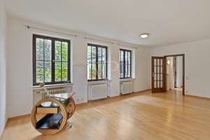 Traditionelle Villa auf herrlichem Grundstück mit viel Potential – Die vollständige Adresse der Immobilie erhältst du vom Anbieter., 50858 Weiden, Köln – Vorschaubild 8
