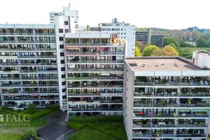 Attraktive 3-Zimmer-Wohnung mit großem Balkon, Tiefgaragenstellplatz in Junkersdorf – Die vollständige Adresse der Immobilie erhältst du vom Anbieter., 50858 Junkersdorf, Köln – Vorschaubild 2