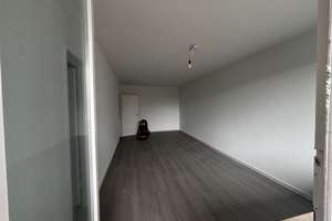 Ruhige 1-Zimmer-Wohnung mit Balkon in Bremen – Rembertistraße 77B, 28195 Bahnhofsvorstadt, Bremen – Vorschaubild 2