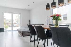 Exklusive Stadtvilla im Herzen von Lehndorf – Die vollständige Adresse der Immobilie erhältst du vom Anbieter., 38116 Lehndorf-Watenbüttel, Braunschweig – Vorschaubild 2