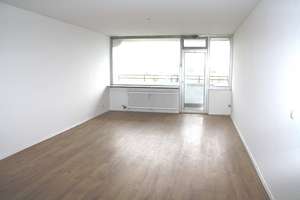 Frisch renovierte, helle, gut geschnittene 3-Zimmerwohnung mit Balkon in Bonn-Auerberg