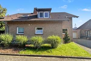 Einziehen und Wohlfühlen - sanierte Doppelhaushälfte in begehrter Lage von Paderborn-Elsen – Die vollständige Adresse der Immobilie erhältst du vom Anbieter., 33106 Elsen, Paderborn – Vorschaubild 17