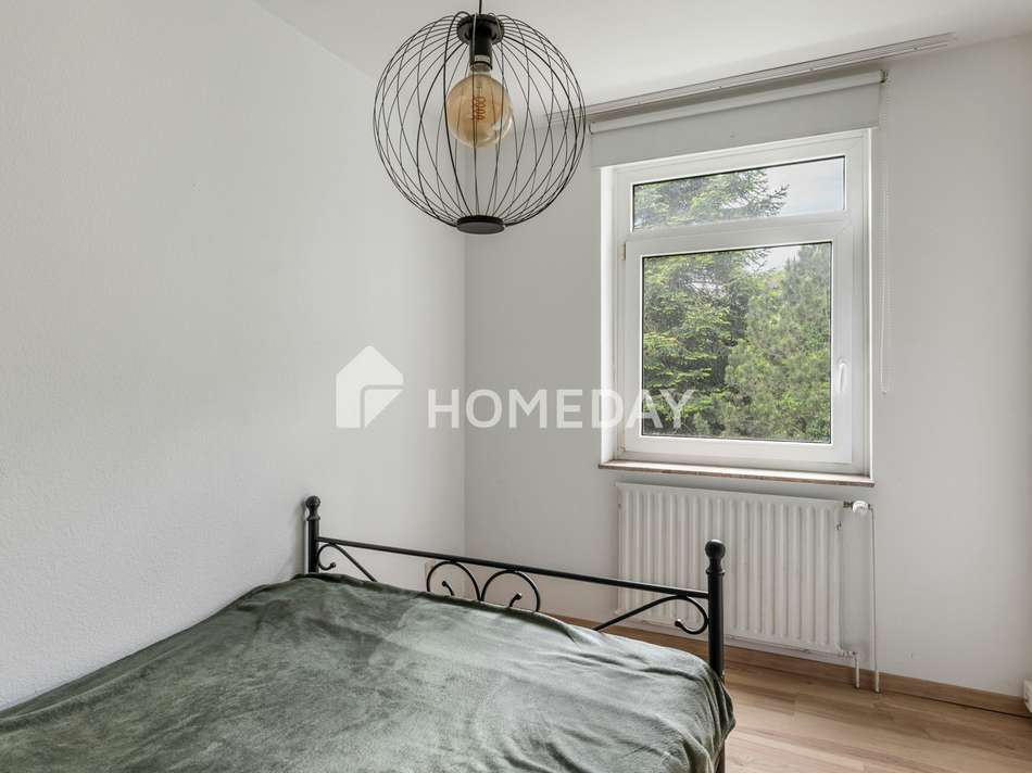 Schlafzimmer 1
