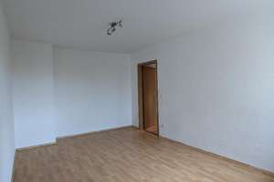 Praktische 2-Raum-Wohnung mit großem Balkon und Blick auf den Schlossteich – Schlossteichstraße 11, 9113 Schloßchemnitz, Chemnitz – Vorschaubild 8
