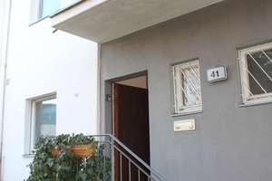 ***Einziehen & wohlfühlen: Frisch saniertes Reihenendhaus mit 190 m², Garten & Garage***