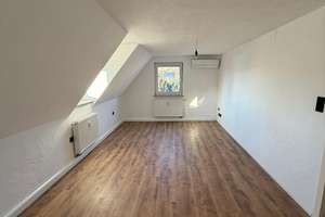 Vermietete Dachgeschosswohnung zur Kapitalanlage, Mietrendite 5,7 % – Die vollständige Adresse der Immobilie erhältst du vom Anbieter., 91575 Windsbach – Vorschaubild 9