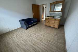 Wohnhaus mit vielen Zimmer und kleinem Grundstück zum Modernisieren in Laupheim-Untersulmetingen – Biberach (Kreis) – Vorschaubild 15