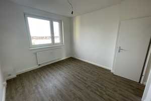 Nachmieter werden für 4-Zimmer-Wohnung mit Balkon in ruhiger Lage! – Astonstraße 56, 39116 Magdeburg – Vorschaubild 3