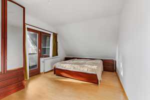 NUR NOCH WARTELISTE ! Einfamilienhaus in beliebter Villenstraße am Rahlstedter Gehölz – Hamburg – Vorschaubild 17