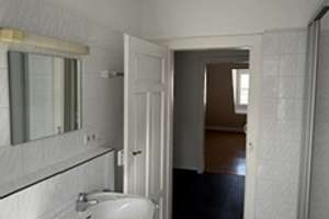 Dachgeschoß Wohnung plus Spitzboden – Die vollständige Adresse der Immobilie erhältst du vom Anbieter., 65183 Westend / Bleichstraße, Wiesbaden – Vorschaubild 3