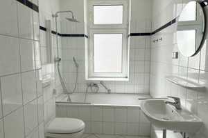 Helle 3-Raum-Wohnung mit Balkon zu vermieten - WG-geeignet - – Leipziger Straße 27, 39112 Magdeburg – Vorschaubild 6