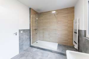 Wunderschöne 2 Zimmer Terrassenwohnung, mit Stellplatz und voll möbliert! – Moritzbergstraße 32, 90482 Laufamholz, Nürnberg – Vorschaubild 2
