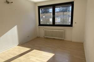 Reihenmittelhaus in Kaarst - ruhige Lage - Garage - Mehrgenerationenwohnen – Die vollständige Adresse der Immobilie erhältst du vom Anbieter., 41564 Kaarst – Vorschaubild 18