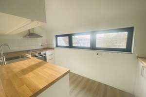 Traumlage! Helle Maisonette Wohnung mit Stellplatz in Niederkassel!
Selber einziehen oder vermieten – Die vollständige Adresse der Immobilie erhältst du vom Anbieter., 40547 Oberkassel, Düsseldorf – Vorschaubild 4
