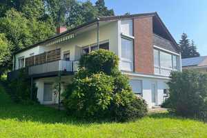 Allerbeste Wohn-und Panoramalage: Gepflegtes Einfamilienhaus mit Einliegerwohnung in Reichenbach – Esslingen (Kreis) – Vorschaubild 1