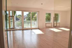 DAMBACH  -  Traumlage direkt am Wald. Stilvolle 3,5-Zimmer-Wohnung mit 2 TG-Plätzen