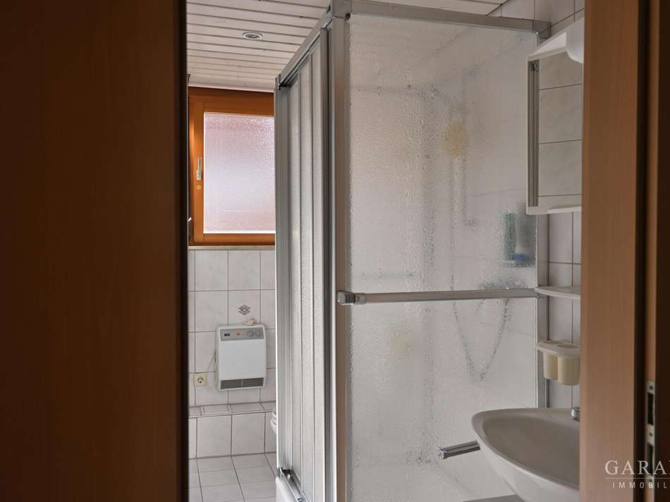 Obergeschoss Bad mit Dusche un