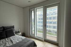 Exklusive, neuwertige 2,5-Zimmer-Wohnung mit Balkon und Einbauküche in Hamburg – Am Strandkai 4, 20457 Hamburg – Vorschaubild 10
